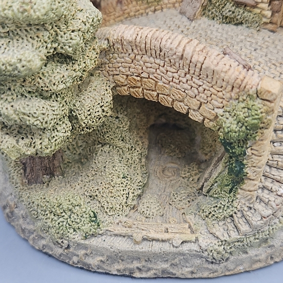 David Winter Toll Keepers Cottage 1984 Great Britain Hand Painted Village Town - Picture 7 of 11